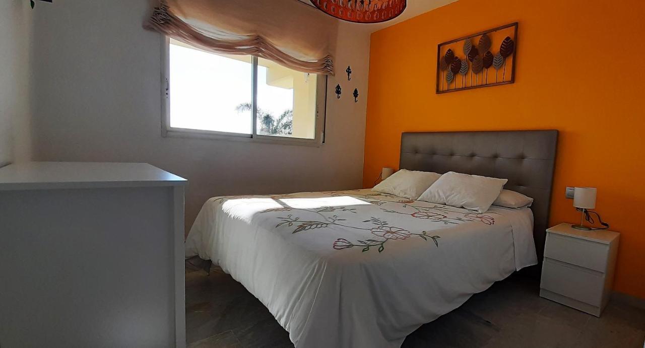 Fantastico Apartamento En La Carihuela Appartement Torremolinos Buitenkant foto