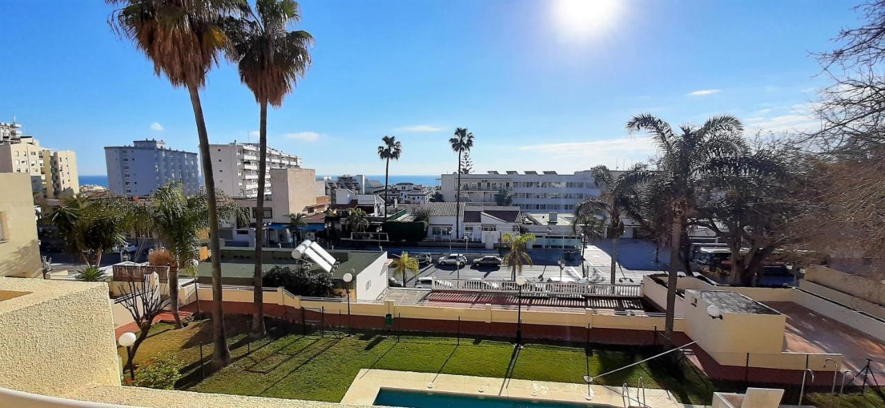 Fantastico Apartamento En La Carihuela Appartement Torremolinos Buitenkant foto