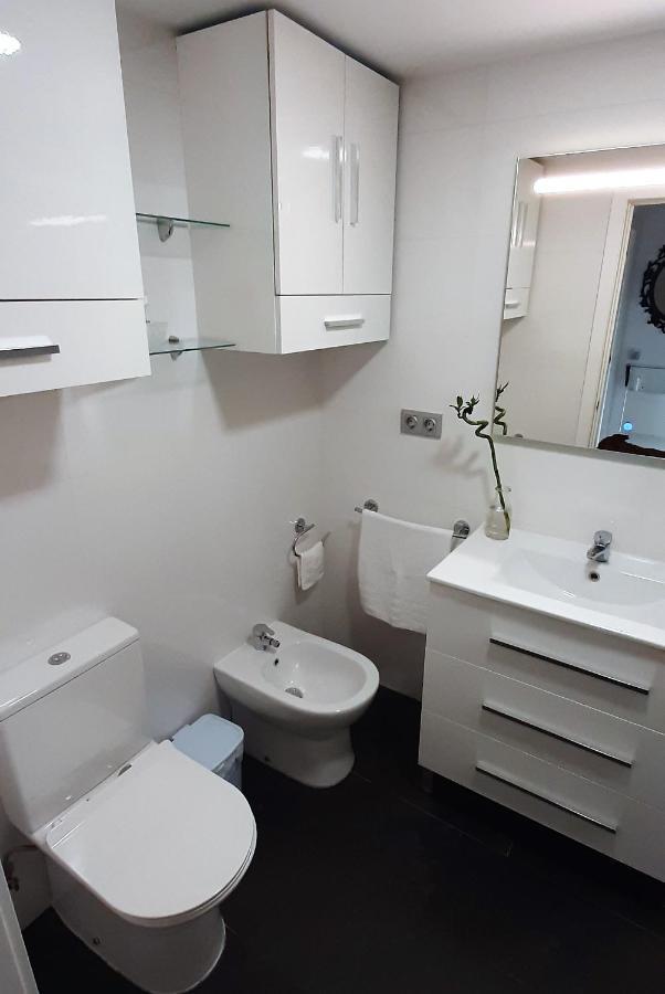 Fantastico Apartamento En La Carihuela Appartement Torremolinos Buitenkant foto